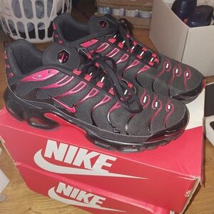 Nike Black and Pink Athletic Shoes